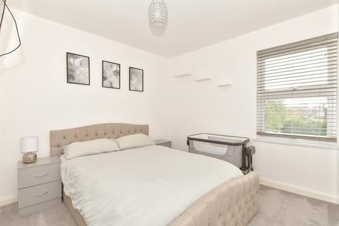 3 Ferry Lane, Wouldham, Rochester, ME1 3UU