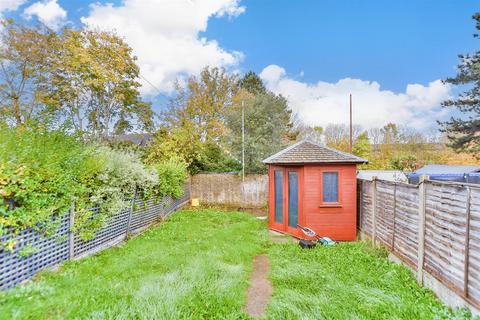 4 bedroom semi-detached house for sale, Brent Close, Dartford, Kent