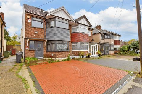 4 bedroom semi-detached house for sale, Southend Road, Woodford Green, Essex