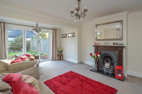 4 bedroom house for sale, Hatch Road, Pilgrims Hatch, Brentwood