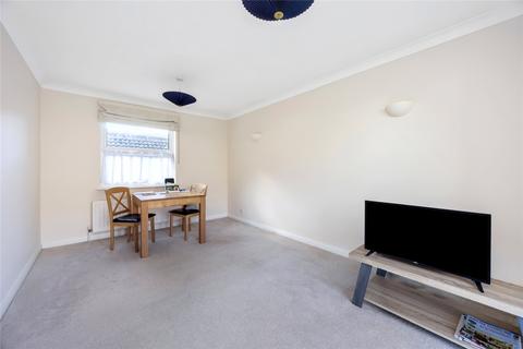 2 bedroom flat for sale, The Gilberts, Harsfold Road, Rustington, Littlehampton, BN16