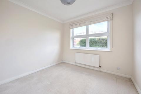 2 bedroom flat for sale, The Gilberts, Harsfold Road, Rustington, Littlehampton, BN16