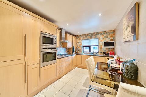 2 bedroom flat for sale, 30 Marsh Lane, Stanmore, Greater London. HA7 4HG