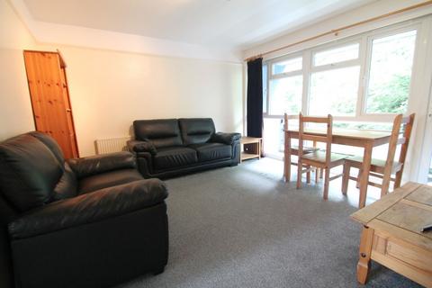 3 bedroom apartment to rent, Canterbury CT2