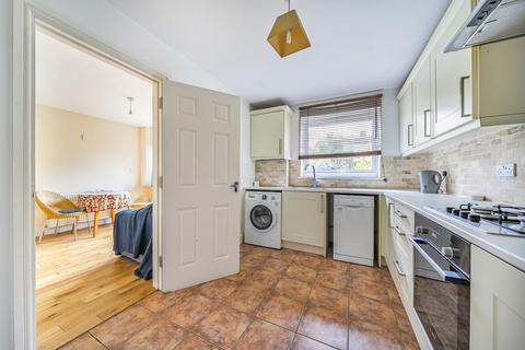 14 Cornford Close, Bromley, BR2 9BJ