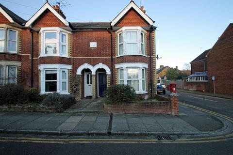 4 bedroom end of terrace house to rent, Canterbury CT2