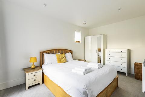 undefined, Flat ,  Church Road, London SE19
