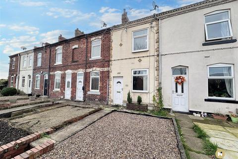 2 bedroom terraced house to rent, Painthorpe Lane, Wakefield WF4