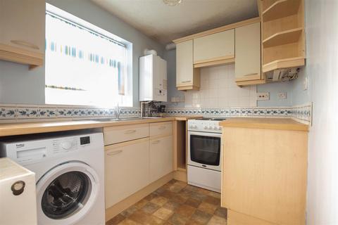 1 bedroom maisonette to rent, Weldon Close, Wellingborough