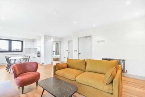 2 bedroom flat to rent, Ashley Road, London, N17