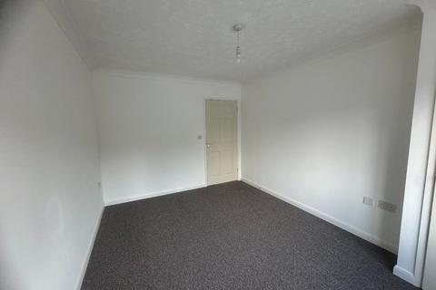 2 bedroom terraced house to rent, Tindall Close, Wisbech