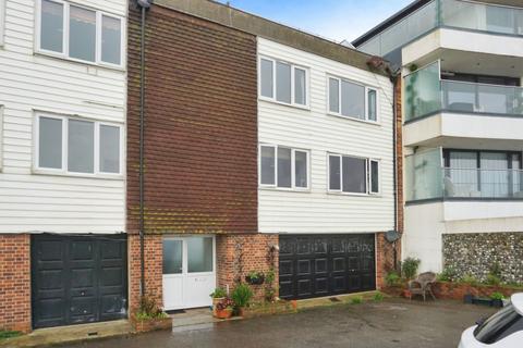 Studio for sale, Granville Marina, Ramsgate, CT11