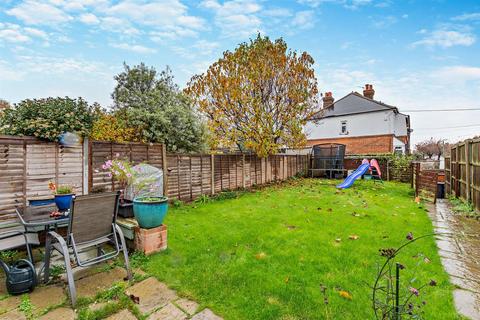 3 bedroom semi-detached house for sale, Boxley Road, Penenden Heath, Maidstone