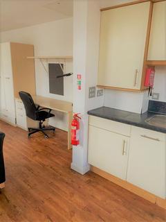 Studio to rent, The Kingsway, Portland House, City Centre, Swansea