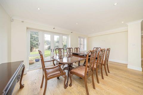 9 Oakington Close, Sunbury-on-thames, TW16 5AL