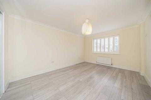 9 Oakington Close, Sunbury-on-thames, TW16 5AL