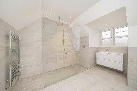 9 Oakington Close, Sunbury-on-thames, TW16 5AL