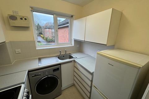 1 bedroom flat to rent, Winn Road, Hampshire SO17