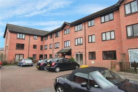 2 bedroom retirement property to rent, 9 Sovereign Court, Henry Street GL1