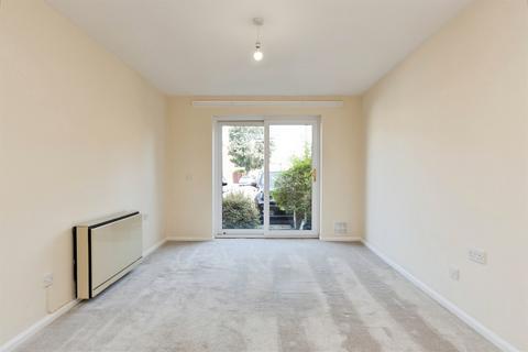 undefined, 9 Sovereign Court, Henry Street GL1
