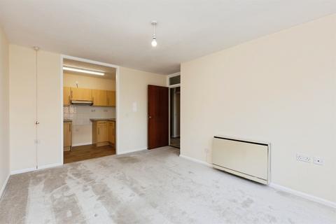 undefined, 9 Sovereign Court, Henry Street GL1