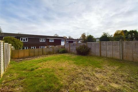 3 bedroom terraced house for sale, Webb Close, Broadfield RH11