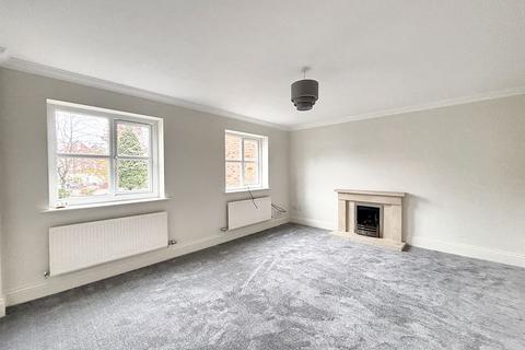 4 bedroom end of terrace house to rent, Lower Brook Lane, Manchester M28