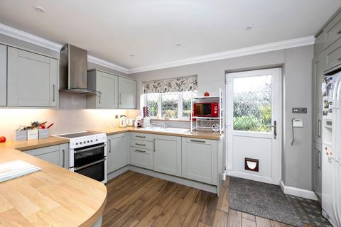 3 bedroom detached house for sale, Two Mile Ash Road, Barns Green, Horsham, RH13