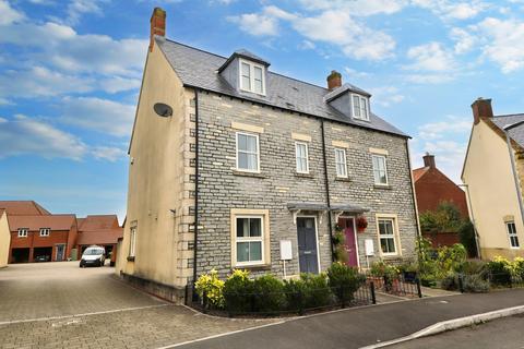 3 bedroom townhouse for sale, Clarks Meadow, Shepton Mallet, Somerset