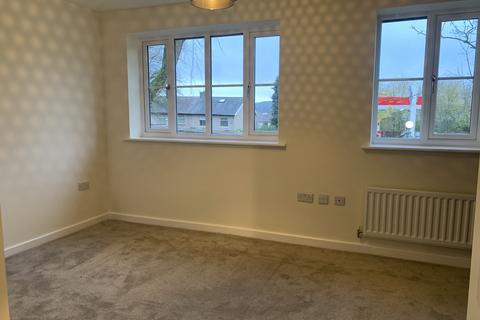 2 bedroom semi-detached house to rent, Casterton Avenue, Burnley BB10