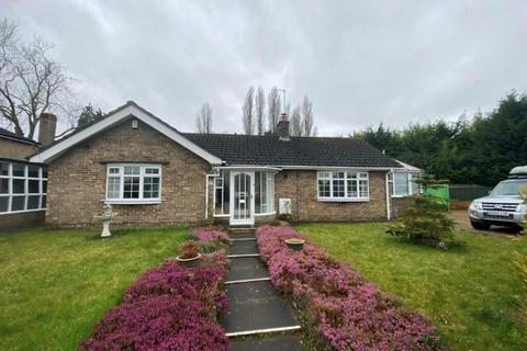 2 bedroom bungalow to rent, Lumbertubs Lane, Northampton, Northamptonshire, NN3 6AH