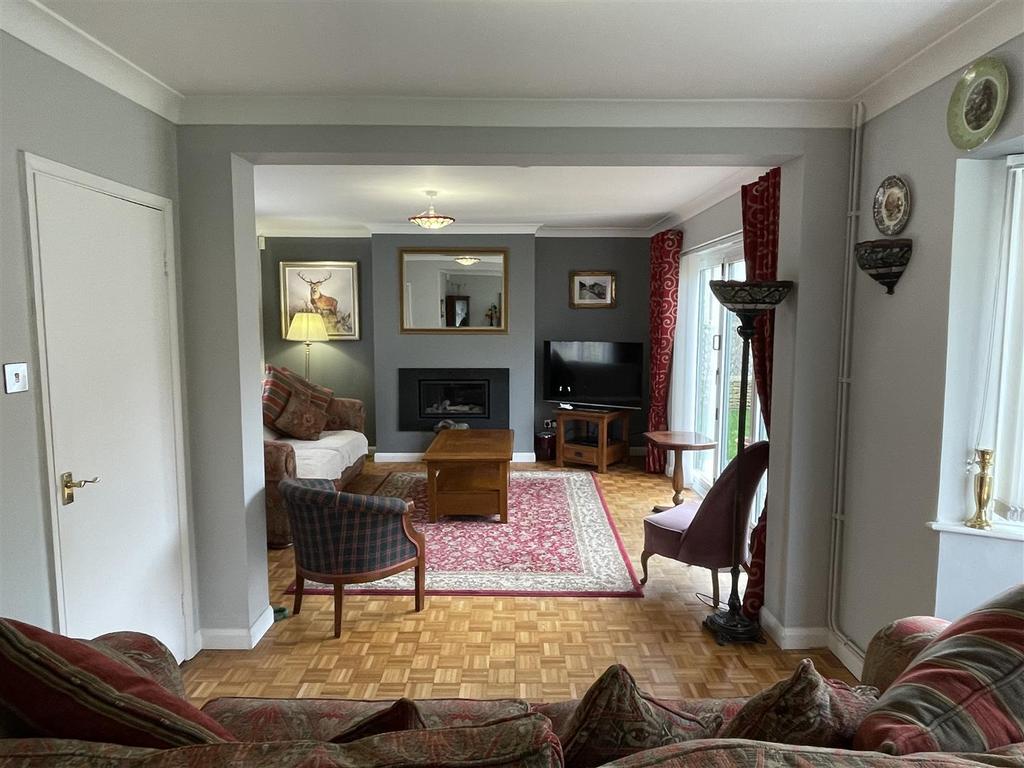 Sitting  Dining Room.JPG