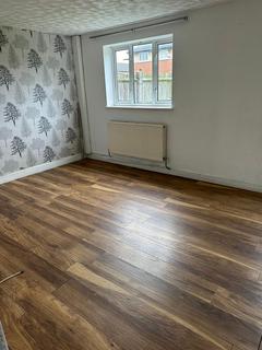 undefined, Holkham Close, LU4