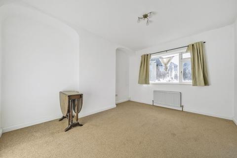 2 bedroom maisonette to rent, Elmbrook Gardens London SE9