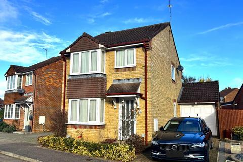 3 bedroom detached house for sale, Sweyns Mead, Stevenage