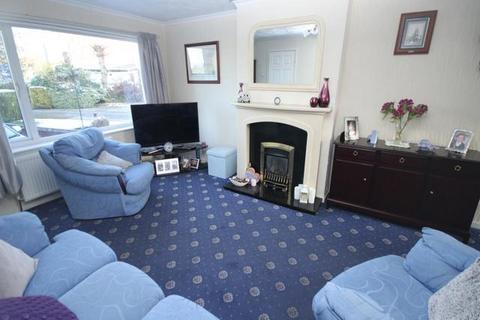 4 bedroom semi-detached house for sale, Thirlmere Gardens, Eccleshill, Bradford