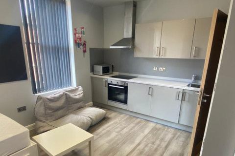 Studio to rent, (Premier) De Montfort Street, Leicester LE1