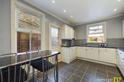 80 Stanley Road, Harrow, HA2 8AZ