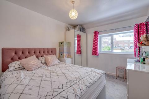 107 Foxlydiate Crescent, Redditch, B97 6NL