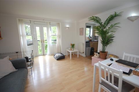 2 bedroom apartment to rent, Grovewood House, Granville Road, Child Hill, NW2