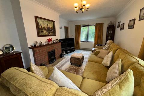 3 bedroom property for sale, Is Y Bryn, Carmarthen SA31