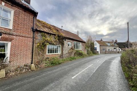 3 bedroom semi-detached house for sale, The Street, Holt NR25