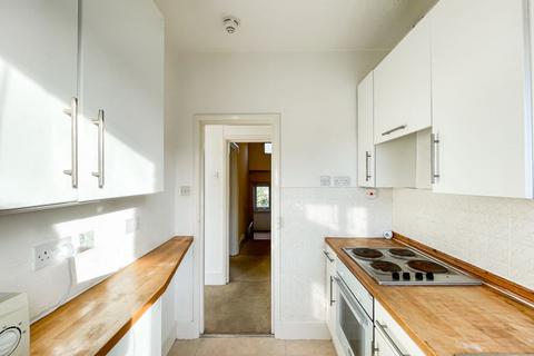 1 bedroom flat for sale, Top Floor Flat, 69 Lorna Road, Hove, East Sussex, BN3 3EL