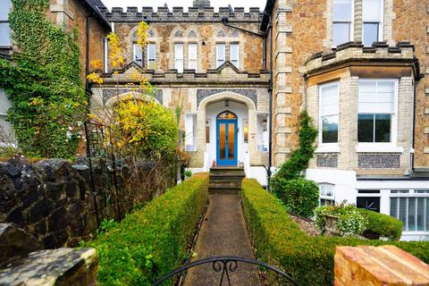 2 bedroom maisonette for sale, Sydney Road, Guildford, GU1