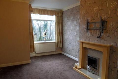 2 bedroom terraced house to rent, Hollin Terrace, Shipley, BD18 2HB