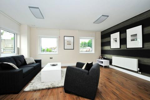 2 bedroom flat to rent, TRS Apartments, Ealing, Southall, UB2