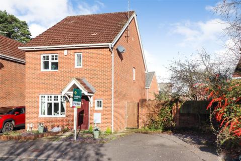 3 bedroom link detached house for sale, Marrow Meade, Hampshire GU51