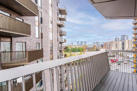 2 bedroom flat for sale, Canning Town, E16, Docklands, London, E16