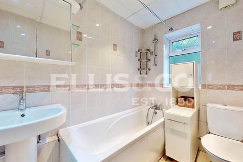 56 Longley Avenue, Wembley, HA0 1NQ