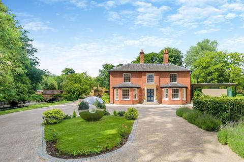 undefined, Theale, Reading, West Berkshire